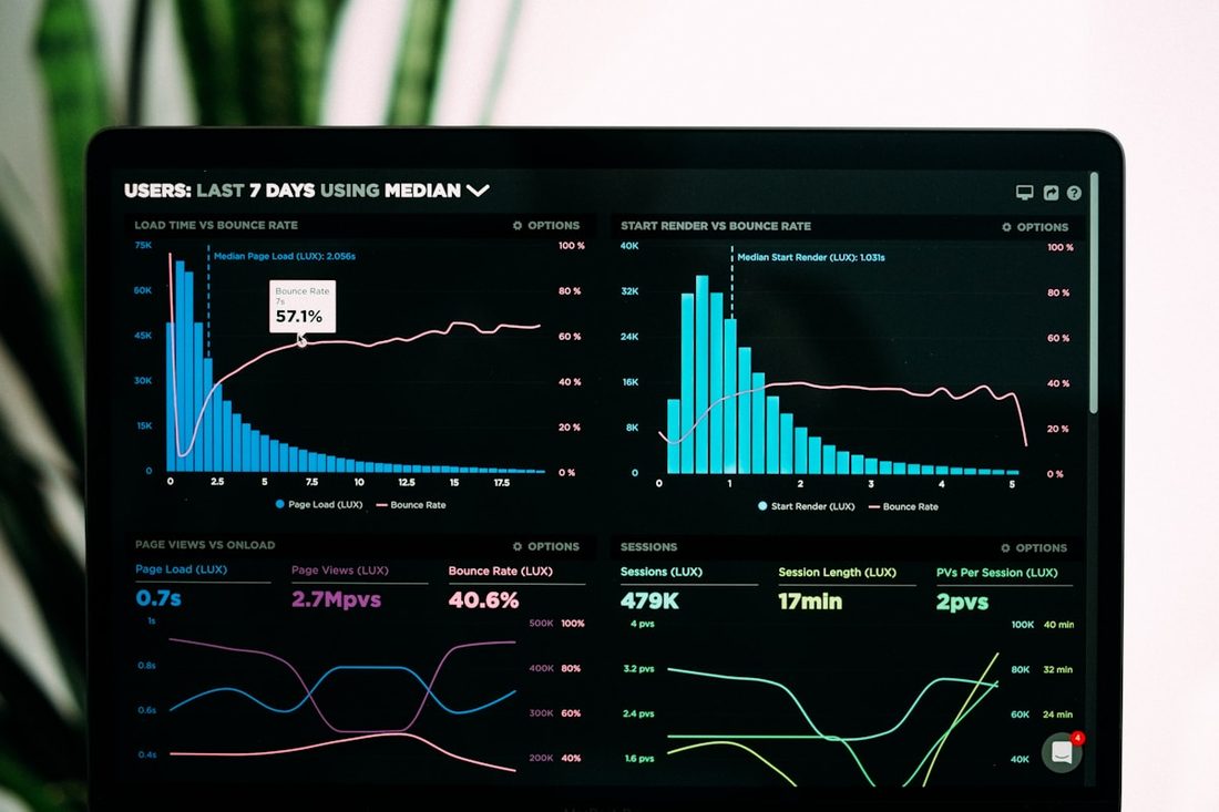 pc蛋蛋app下载 APP 数据与赛况界面示意